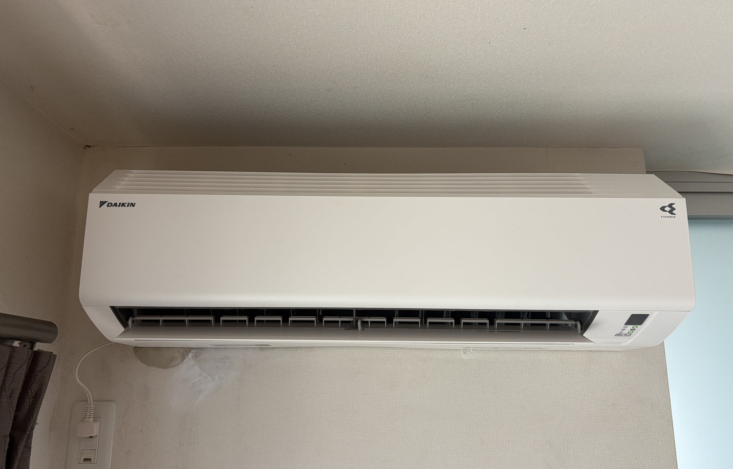 1070015502　エアコン