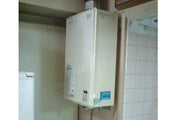 給湯器交換工事　東京都世田谷区　RUX-V1615SFFUA-E