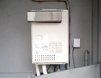 給湯器交換工事　東京都新宿区　GQ-1637WS - Before