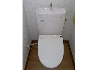 洋式便器便座交換工事　岐阜県大垣市　CS220B+SH221BA他 - Before