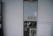 ガス給湯器交換工事　福岡県宗像市　RUJ-V2011W - Before