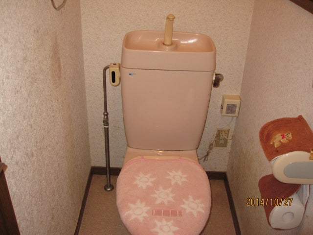 トイレ交換工事・給水止水栓交換　鹿児島県鹿児島市　GBC-Z10SU-DT-Z182U - Before