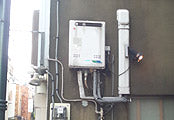 ガス給湯器交換工事　東京都世田谷区　GT-C2442SAWX-MB　BL-set - Before