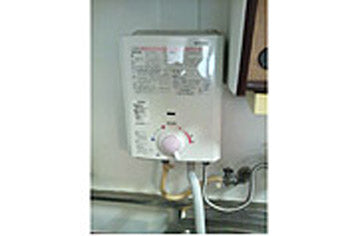瞬間湯沸かし器交換工事　東京都目黒区　YR-545