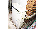 ガス給湯器交換工事　京都府福知山市　RUF-A1610AG(A) - Before