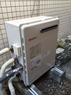 給湯器・ガス配管交換工事　東京都世田谷区　GT-2450ARX-2BL-set - After