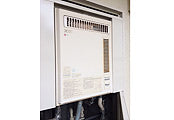 ガス給湯器交換工事　神奈川県川崎市　RUX-A1610W-E-set - Before