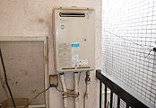ガス給湯器交換工事　東京都練馬区　GQ-1639WS - Before