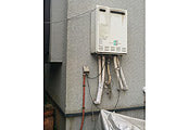 ガス給湯器交換工事　埼玉県座間市　GT-2050SAWX-2BL-set - Before