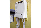 ガス給湯器交換工事　東京都三鷹市　GT-C2452AWX-2 BL-set - Before