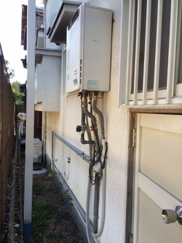 給湯器・ガス配管交換　大阪府枚方市　RUF-A2400SAW-Aset13A - Before