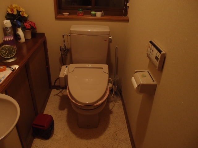 トイレ交換工事　新潟県新潟市江南区　XCH1101WS-sale - Before