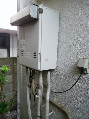 ガス給湯器交換工事【筒井】　東京都世田谷区　GT-2450SAWX-2BL-set-13A - Before