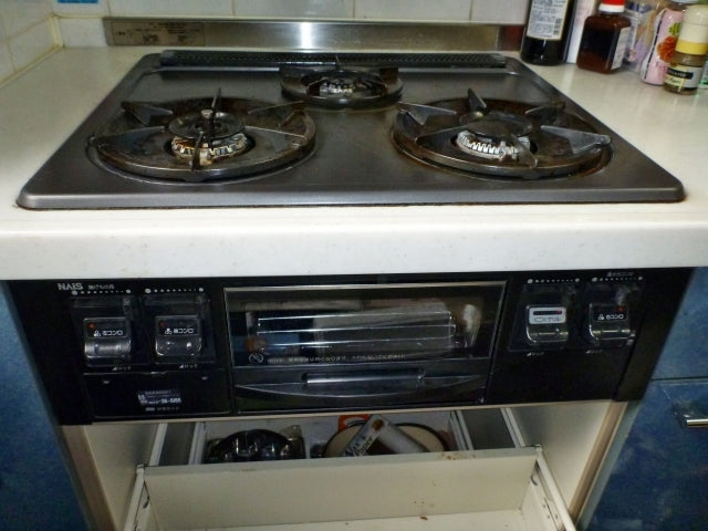 ガスコンロ交換工事　東京都小金井市　RS31W13B11R-B - Before
