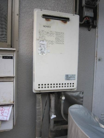 給湯器・排気カバー・給湯・給水配管交換工事　神奈川県横浜市緑区　GQ-1639WS - Before