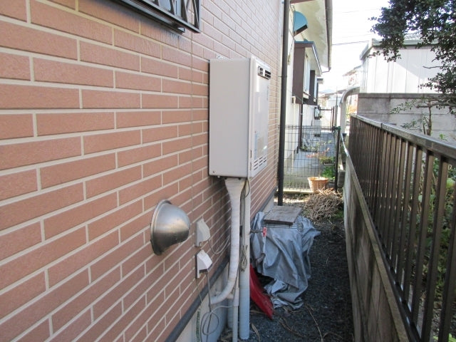 給湯器交換工事/電熱ヒーター取り替え/ガス配管交換え共　栃木県小山市　RUF-E2401SAW-A-set - Before