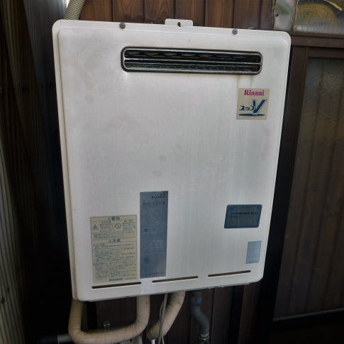 ガス給湯器交換工事　和歌山県和歌山市　RUXC-E3200W-13A - Before