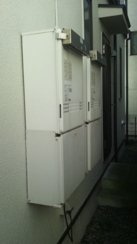 ガス給湯器交換工事　神奈川県横浜市中区　GT-C2452SAWX-2-BL-set-13A - Before