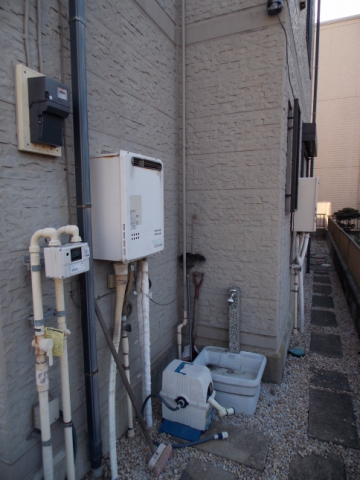 ガス給湯器交換工事　埼玉県さいたま市大宮区　GT-2450SAWX-2BL-set-13A - Before