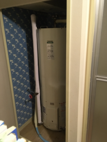 電気温水器交換工事　神奈川県横浜市神奈川区　SR-201E - Before