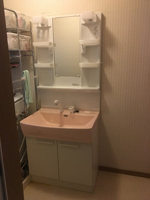 洗面化粧台交換工事　東京都江戸川区　LSAB-70A-LSAM-7VS-P - After