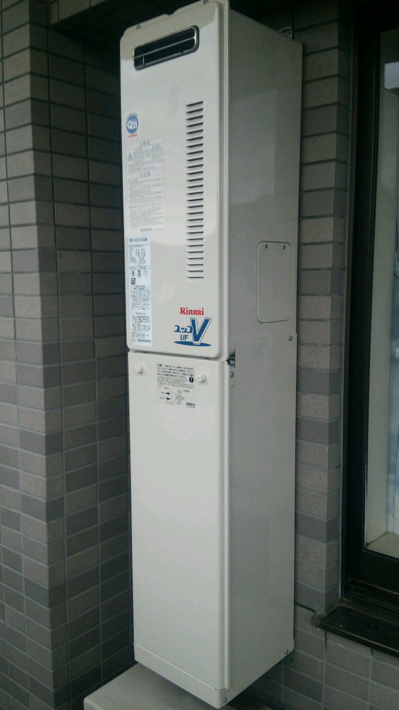 給湯器・配管カバー・給水・給湯接続部・ガス配管交換工事　埼玉県さいたま市南区　RUF-VS1615SAW-set - After