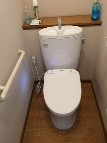 トイレ交換工事　大阪府岸和田市　TCF4831AK-NW1