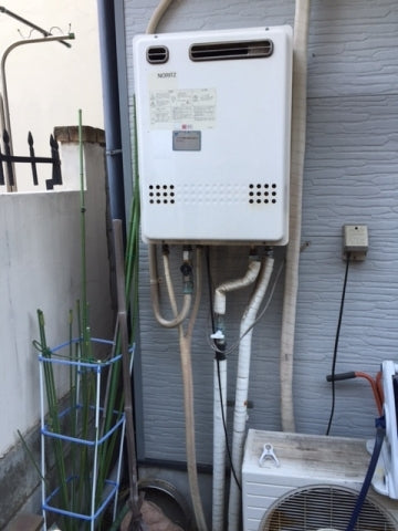 給湯器交換工事　大阪府吹田市　GT-C2052SAWX-2BL-set - Before