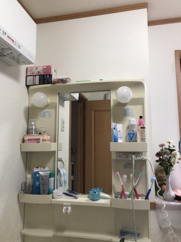 洗面化粧台交換工事　兵庫県丹波市　FTVH-755SY1-W-HD2W - Before