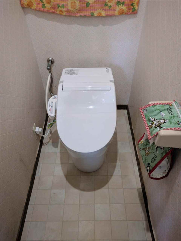 トイレ交換工事　茨城県高萩市　XCH3014RWS