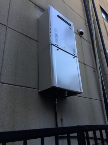給湯器交換工事・暖房機器配管閉栓（簡易テープ止め）共　大阪府守口市　RUF-E2401AW-A-set - After