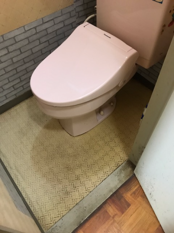 トイレ交換工事　大阪府大阪市淀川区　CH825SNP