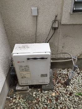 給湯器・循環交換/追炊配管新設　大阪府和泉市　GT-2450SARX-2BL-set - Before
