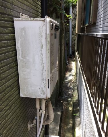 ビルトインガスコンロ ガス給湯器 蛇口交換工事　兵庫県神戸市長田区　RUF-E2405SAW-A-set-13A - Before