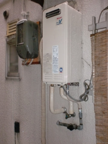 給湯器交換工事（ガス配管交換、リモコン新設工事共）　大阪府東大阪市　RUX-VS1616W-E-set - After