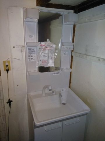 洗面化粧台交換工事　東京都西東京市　LDPA060BAGEN2A+LMPA060B1GFC2G - After