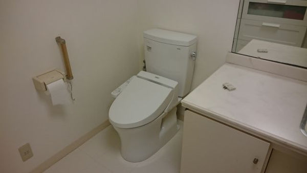 トイレ交換工事　神奈川県三浦郡葉山町　CS230BM-SH230BA-W