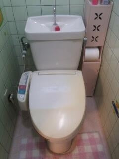 トイレ交換工事　徳島県徳島市　XCH1101RWS-sale - Before