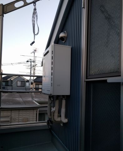 ガス給湯器交換工事　神奈川県横浜市鶴見区　GT-C246SAWX-BL-set-13A - Before