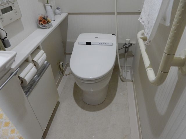 トイレ交換工事　大阪府松原市　CES9878PX-NW1 - Before