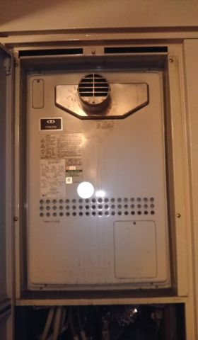 ガス給湯器 ビルトインガスコンロ交換工事　兵庫県西宮市　RUFH-A2400AT2-3-set-13A - Before