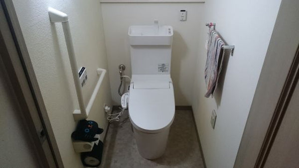 トイレ交換工事　神奈川県横須賀市　XCH3013PWST