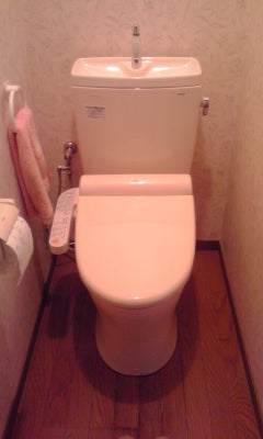 洋式便器交換工事　大阪府大阪市東住吉区　CS220B+SH221BAS他