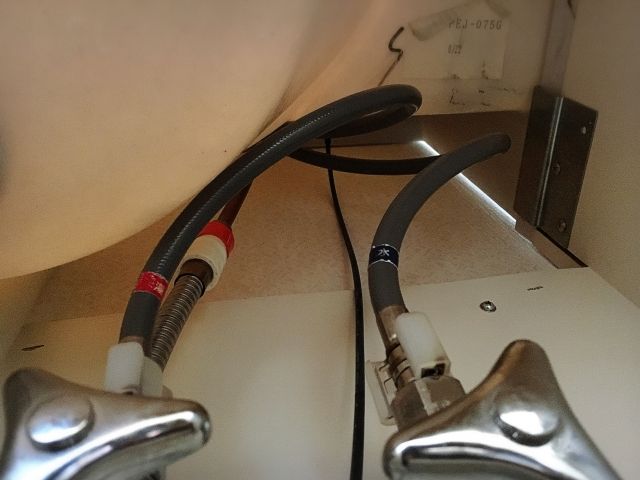 洗面化粧台交換工事　東京都日野市　LSAB-71AWN1B - Before