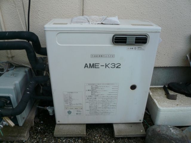 石油給湯器交換工事　神奈川県厚木市　UKB-SA470AMX-M - Before
