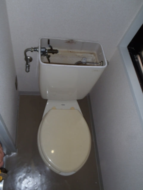 洋式便器・水栓交換え工事（2/3/4F共）　東京都中央区　00002