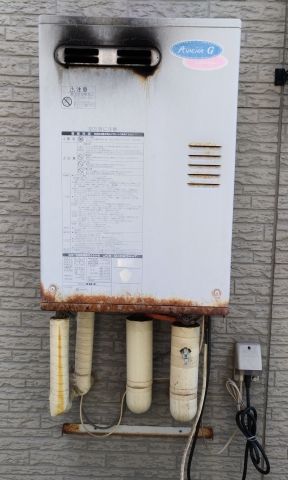 石油給湯器交換工事　新潟県三条市　UKB-AG470ARX-MW - Before
