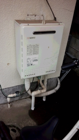 給湯器交換（エコジョーズ）・ガス配管交換　神奈川県大和市　GT-C2052SAWX2set-13A - Before