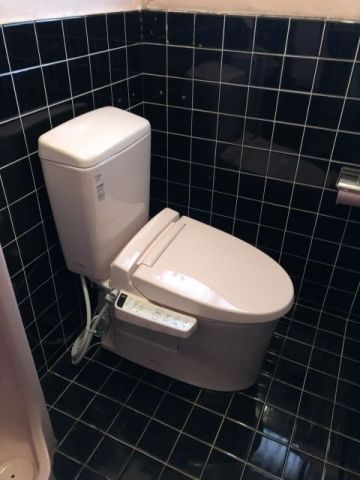 トイレ交換工事　和歌山県和歌山市　CW-KB21-LR8
