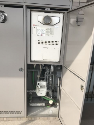 ガス給湯器交換工事　鹿児島県鹿児島市　RUFH-A2400SAT-13A - Before